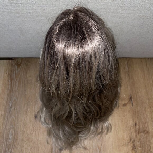 Long Ash Blonde Lace Front Wig | 22” Loose Waves | Cool Tone Rooted NWT #J - Picture 15 of 15